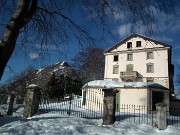 46 All'ex Convento-Colonia con vista sul Monte Ocone